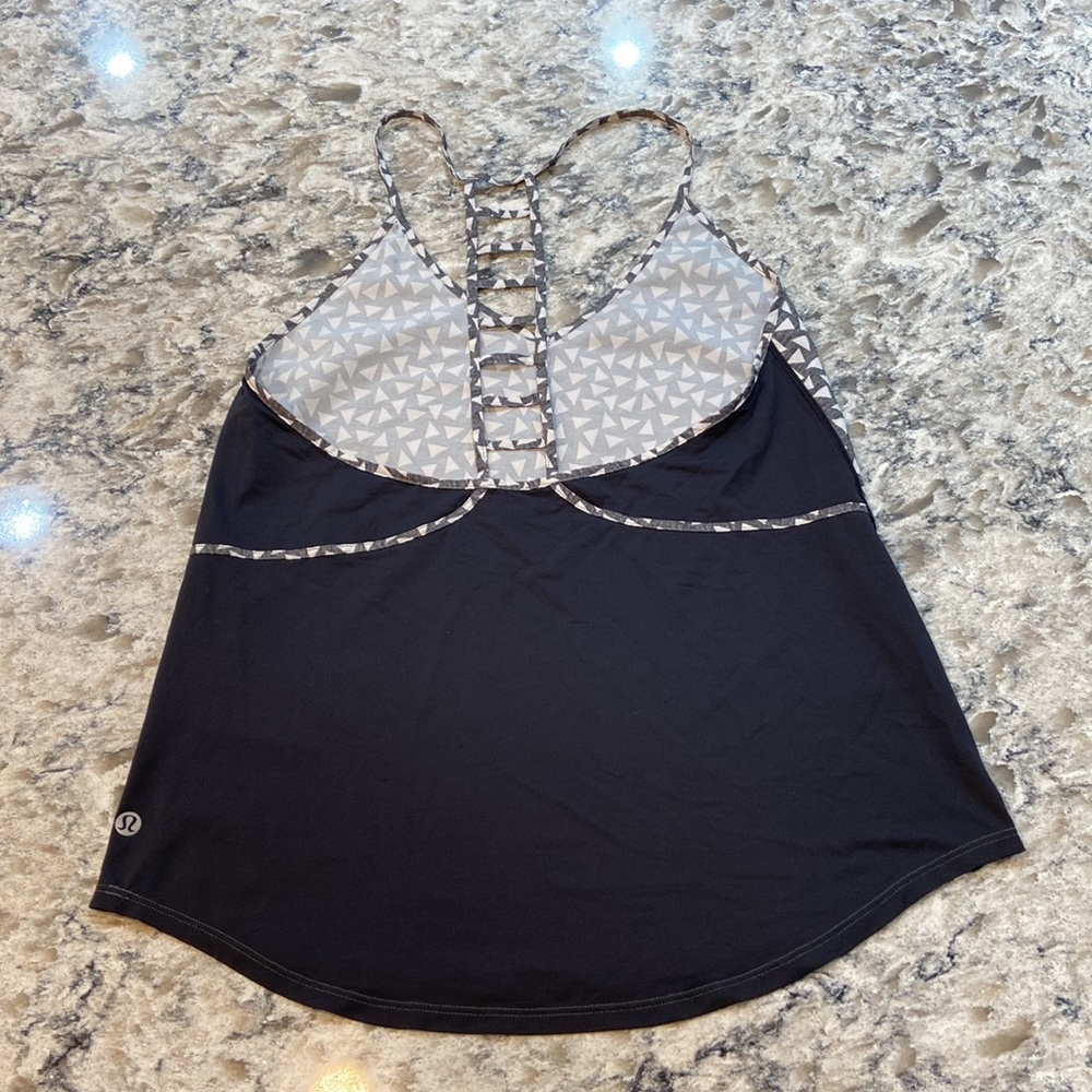Lululemon | breezy singlet blouse size 4 - Picture 10 of 14